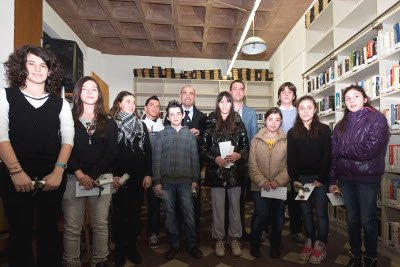 Foto della inaugurazione della biblioteca